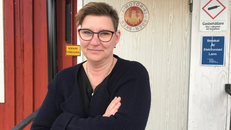 Fia Häggberg har jobbat i 30 år hos SMK Motala Bil, med framför allt folkrace. Nu vill hon inget hellre än att Dunteberget ska bli levande med tävlingar igen. Men det dröjer innan besked om Folkracefestivalen 2020 kommer att komma.