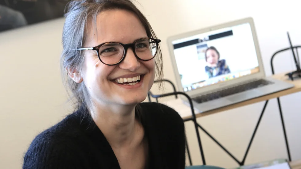 Vera Kebbe vid Gotlandsmusiken samordnar den gotländska musiktävlingen Imagine som sänds den 17 april.