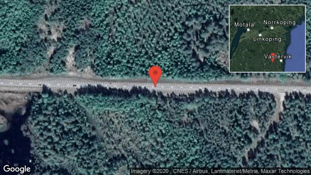 Fallna träd skapar problem i trafiken