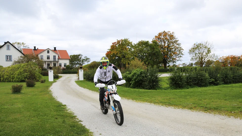 Bertil ”Berra” Marcusson kommer att fortsätta jobba med motorcyklar och äventyrsresor.
