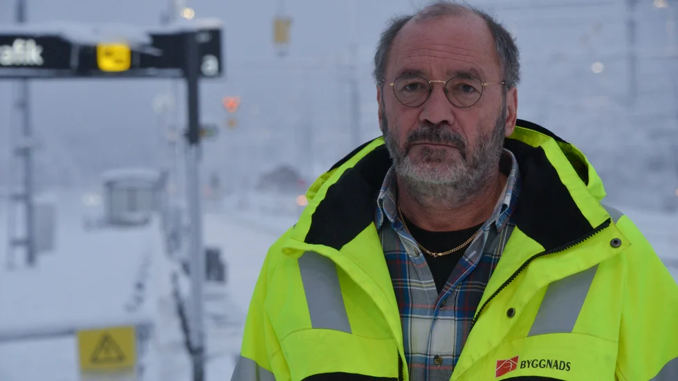 Ulf Normark (S) rasar mot det egna partiet i frågan om de höjda politikerarvodena i Gällivare.