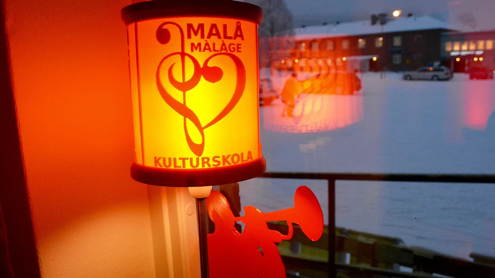 Mycket av utsmyckningen har tillverkats via de utbildningar i 3D-konst som kulturskolan numera erbjuder.