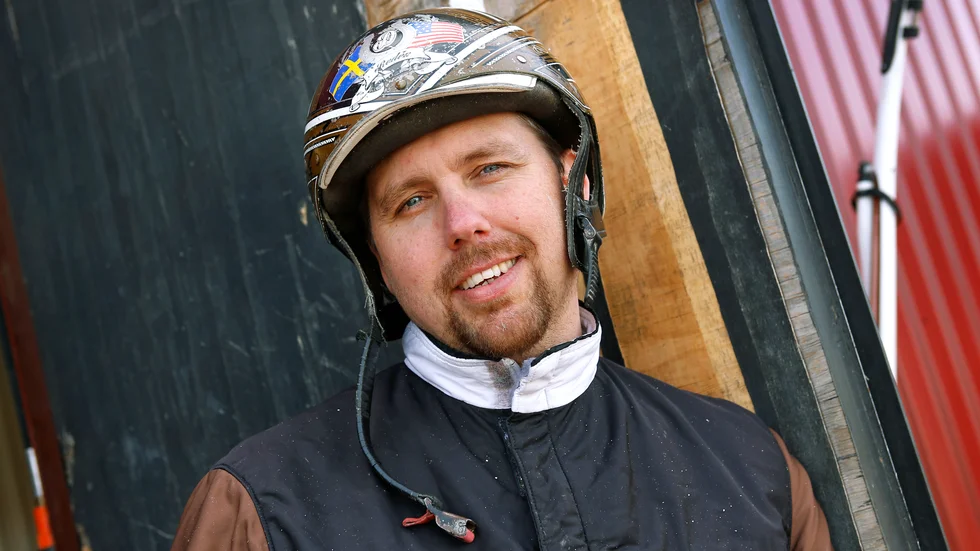 Daniel Redén tränare på Stall Zet, Furuby Gård blev vald till årets trav tränare för tredje året i rad.