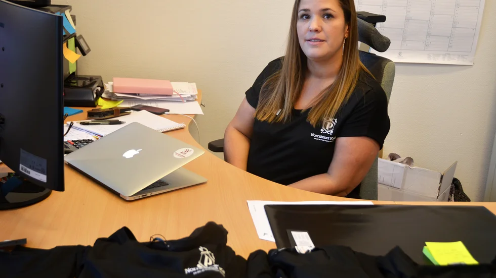 Emma Enström säger att det inte är aktuellt att stänga skolan i förtid.