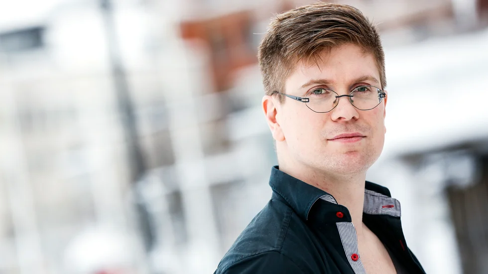 Norrbottensteatern medverkar med en nyskriven monolog av Rasmus Lindberg i projektet Osäkerhetens tid - ett konstnärligt digitalt samarbete mellan Dramaten och 19 länsteatrar runt om i landet som visas på Dramaten Play.