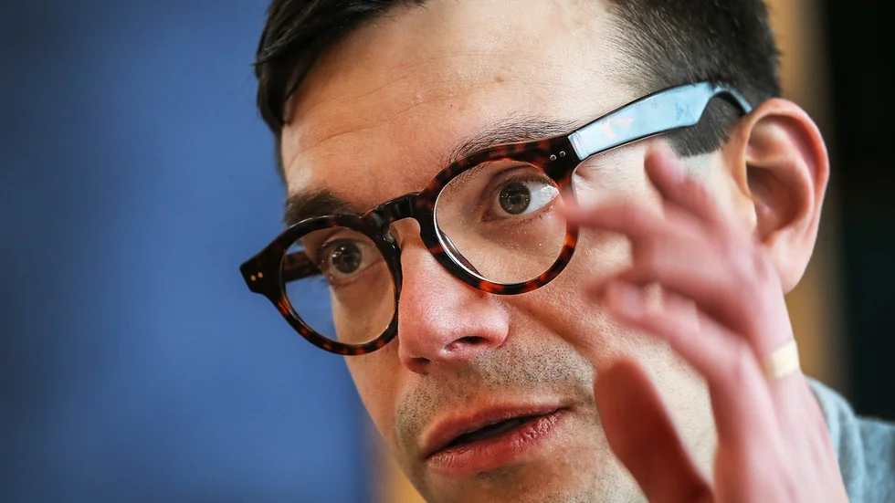Oppositionsrådet Elias Aguirre (S) hade önskat att beslutet om Skäggetorpsskolan föregåtts av en dialog med alla inblandade.