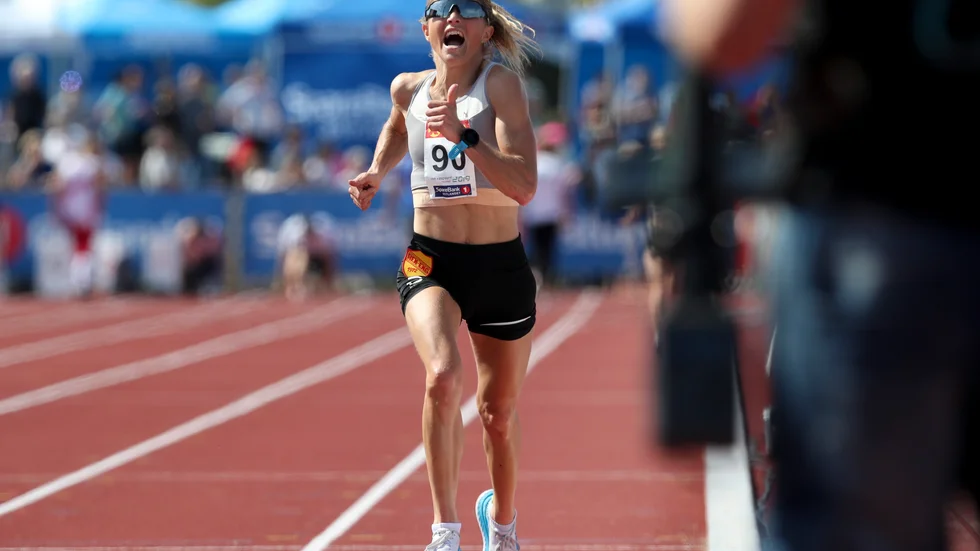 Therese Johaug vann guld i norska mästerskapen på 10|000 meter sommaren 2019. Arkivbild.