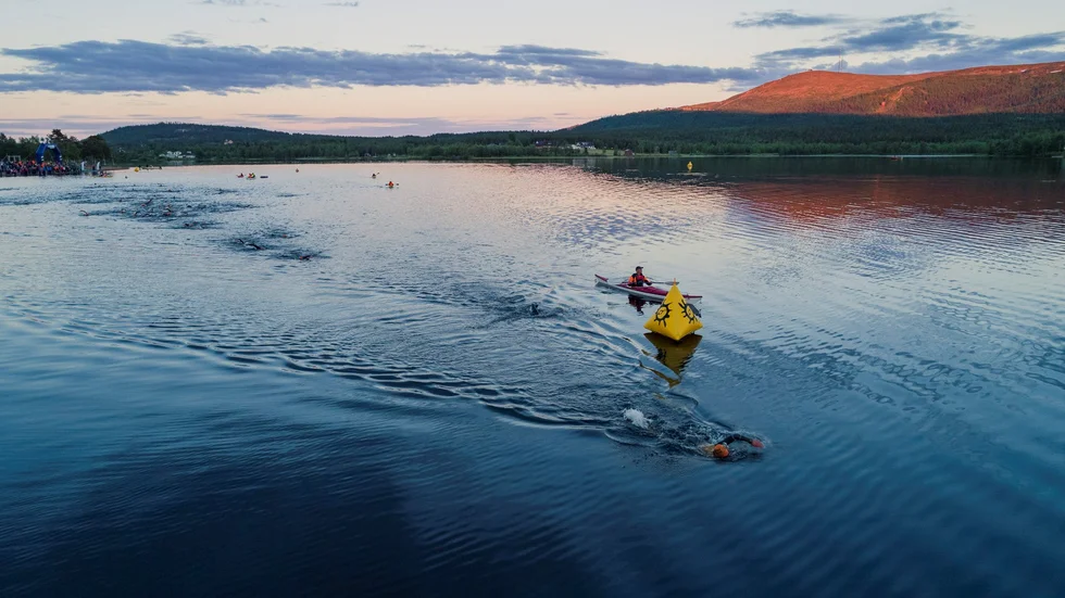 Det blir ingen triathlontävling under midnattssolen i Gällivare i år.