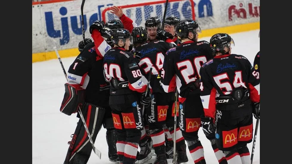 Mjölby Hockey lämnar tonåren och firar 20 år som förening. Det firas i Pro Train Arena i helgen 8-9 februari.