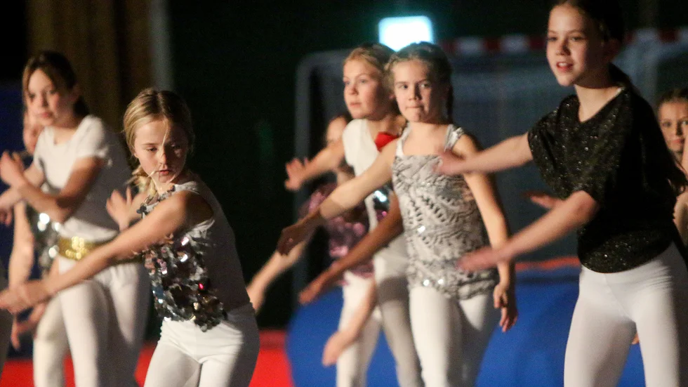 ESK gymnastikförening brukar vanligen locka ett fullsatt Idrottshuset vid sina luciatåg och andra evenemang.
