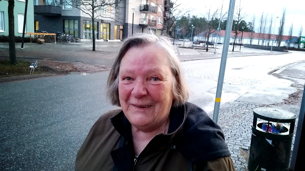 Ing-Marie Wedmark bor drygt 100 meter från platsen där en man sköts ihjäl under natten till måndagen.