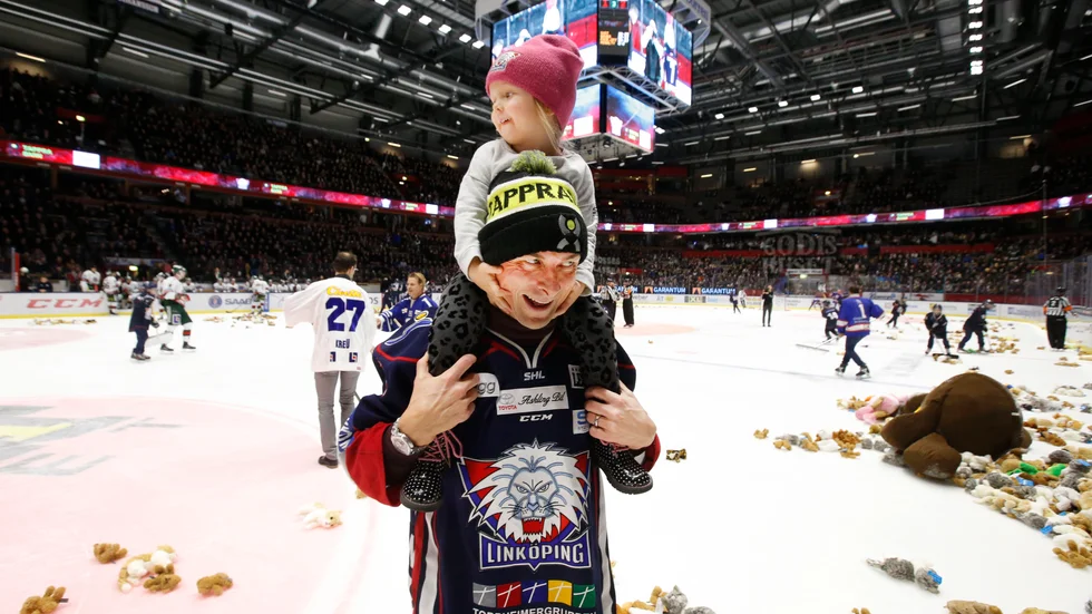 Magnus Johansson hjälpte till med insamlingen.