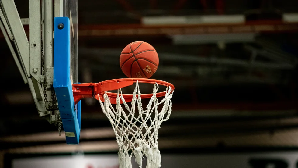 EB-herrarna vann borta mot Norrköping i basketettan.