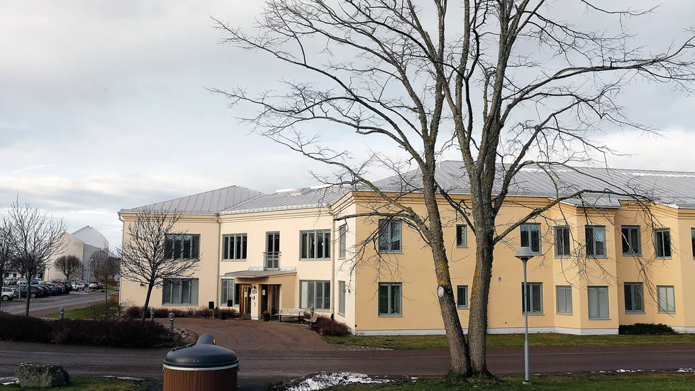 Upphandlingen av Strömsborg har väckta starka reaktioner.