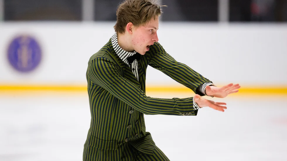 Nikolaj Majorov krossade sitt personliga rekord och blev trea i stora internationella tävlingen Nebelhorn Trophy.