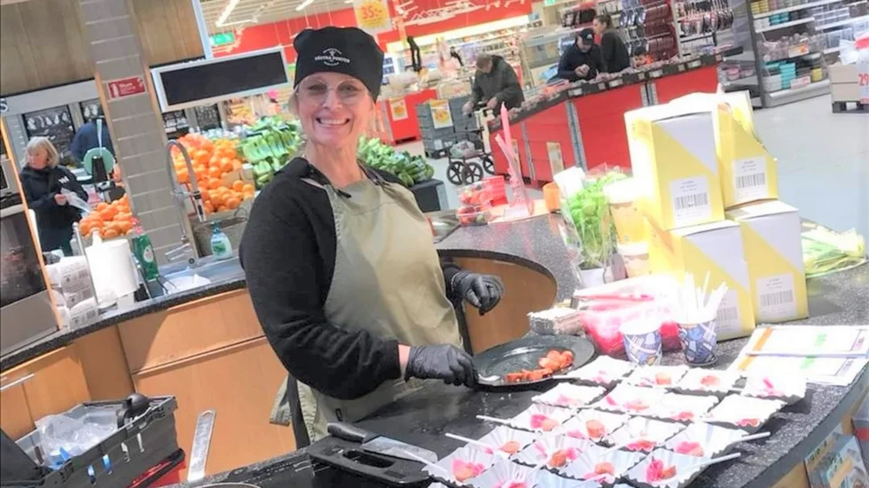Ulrica Sjöberg vid lanseringen på ICA Maxi i Skiftinge. 
