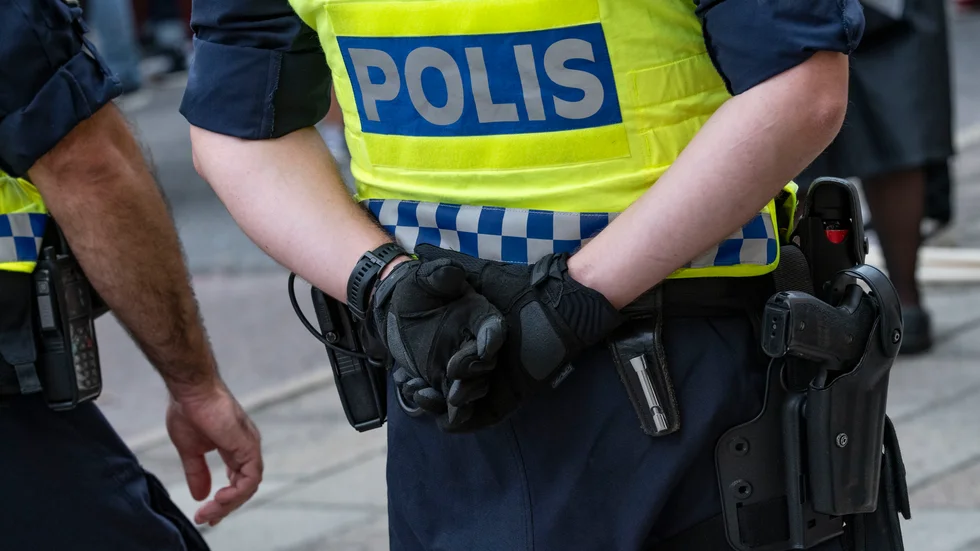 Hur många beväpnade poliser i Luleå saknar godkänt kompetensprov?