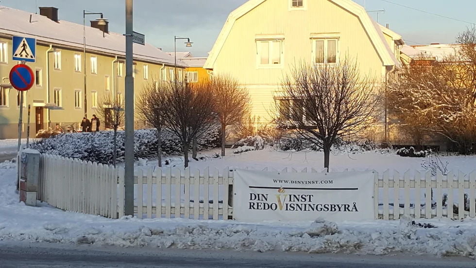 Redovisningsbyrån Din Vinst har köpt konkurrenten Karin Lindroth Redovisning AB. Den nya byrån kommer att ha fem anställda och omsätta mellan 2.5 och 3 miljoner kronor. 