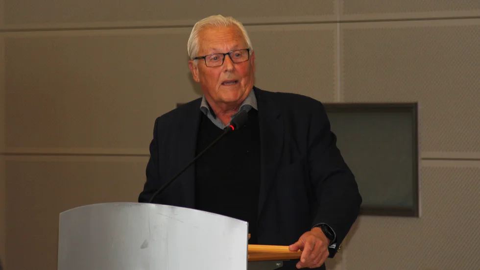 Gunnar Parnell är kritisk till Sverigedemokraternas partisekreterare Richard Jomshof. ”Det går inte att ha en sådan person på den posten”, säger han.