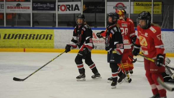 I helgen spelade Lindens damlag sin första match sedan nystarten. Det blev dock en tung premiär när Nyköping vann med hela 11-1.