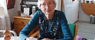 Bedragaren ringde Dagmar, 91, två gånger