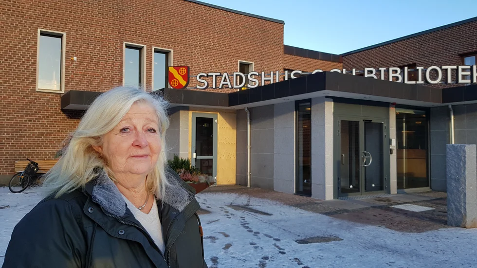Gun-Inger Andersson (L), ordförande för utbildningsnämnden på Mjölby kommun, tycker det är oroväckande att man inte kan tillgodose alla barns språkbehov på grund av resursbrist. 