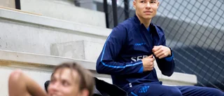Här blir återvunnet tyg färgglada kassar