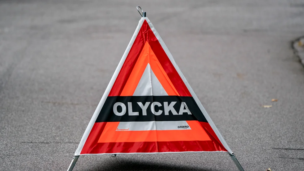 Inga personer ska ha skadats allvarligt i olyckan.