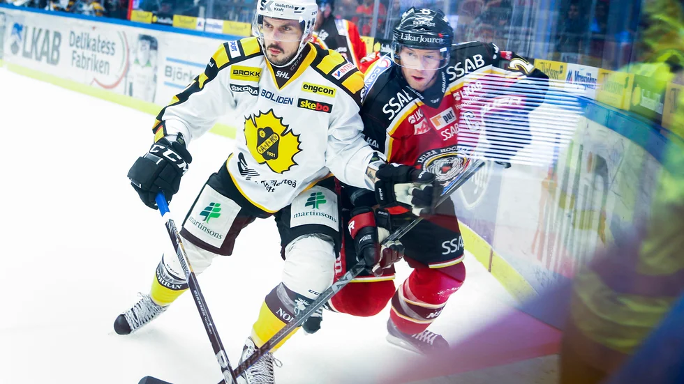 Fredrik Lindgren väljer att avsluta sin ishockeykarriär.