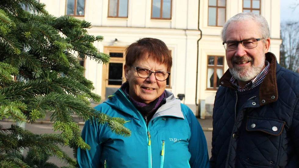 Margareta Svenson och Hans-Gunnar Karmstig, från Ankarsrums orienteringsklubb, ser fram emot den 40:e upplagan av Ankarsrums julmarknad.
