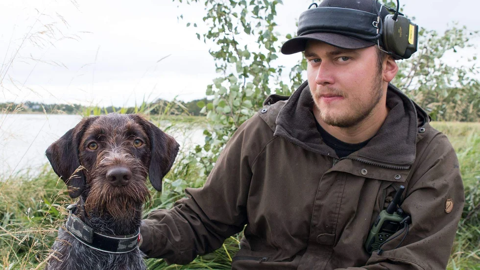 Sebastian Lundström är en fena på att tippa hur många laxar som passerat räknaren i Kattilakoski. 64730 laxar passerade under sommaren och Sebastian var endast tio laxar ifrån att pricka helt rätt. Priset för det sensationellt skarpa tipset: Tio lax. Tio tusen, alltså.