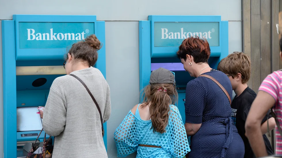 Nyligen försvann två bankomater i centrala Visby.
