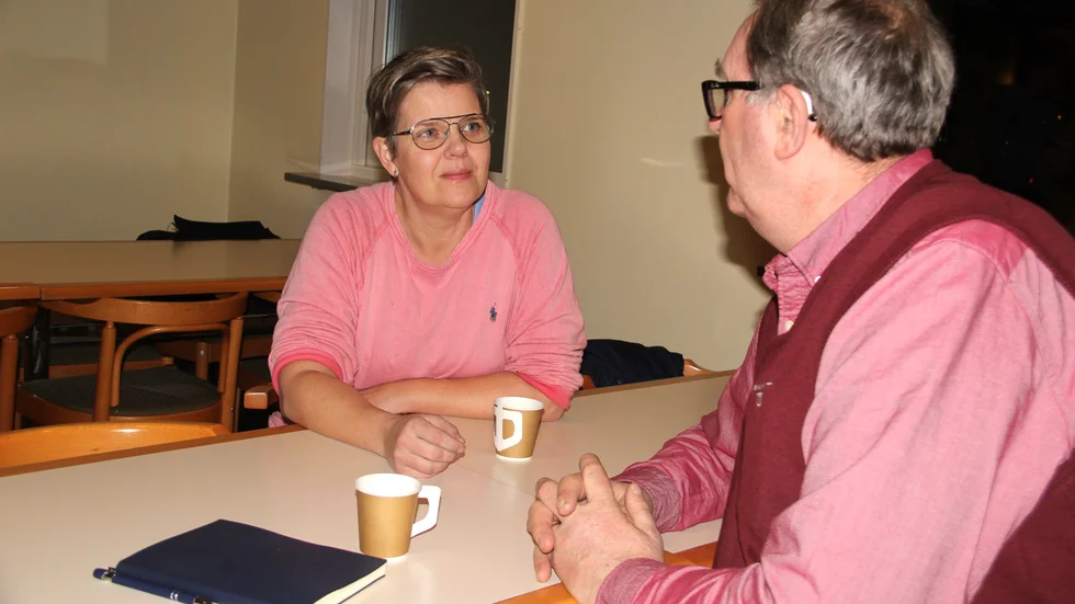 Kisabon Anna S Johansson var en av få som var på plats. "Det är synd och sorgligt", sa hon om uppslutningen.