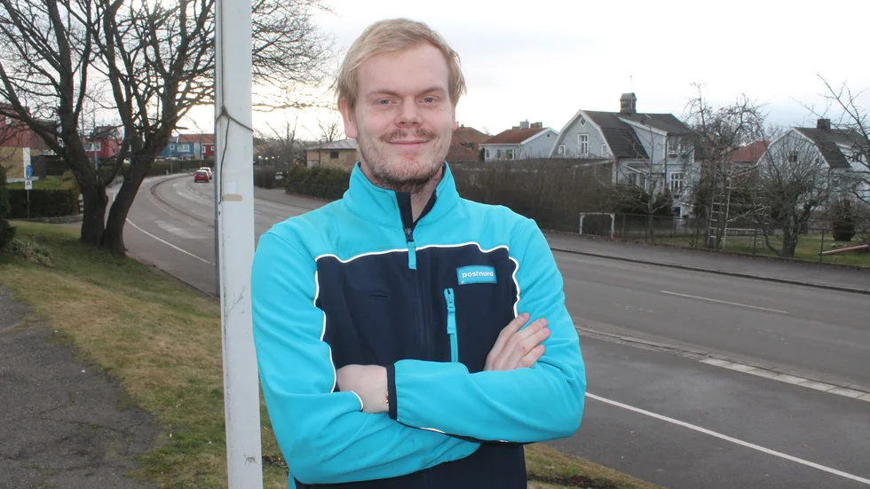Backen som blev forward. Marcus Sjöholm har gjort comeback två gånger och hoppas på fler säsonger i Solfjäderstaden. Nu väntar spännande bortamöte med Olofström på lördag.