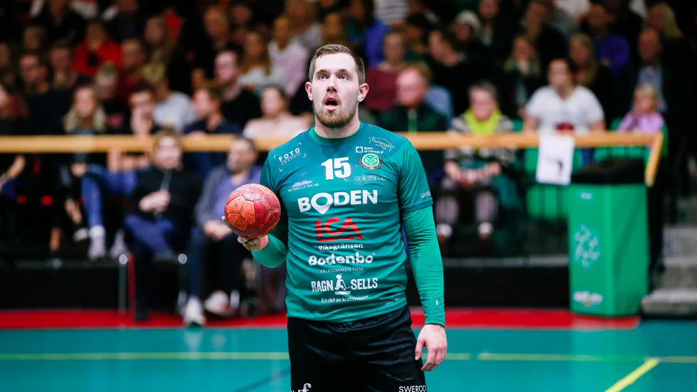 Arvid Pettersson deppar efter ännu en förlust i allsvenskan. (Arkivbild)