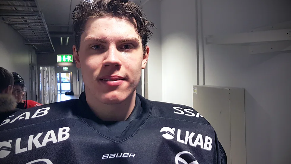 Per Olsson hade hoppats få rusta upp den gamla järnvägsstationen i Motala, men kommunen säger nej.