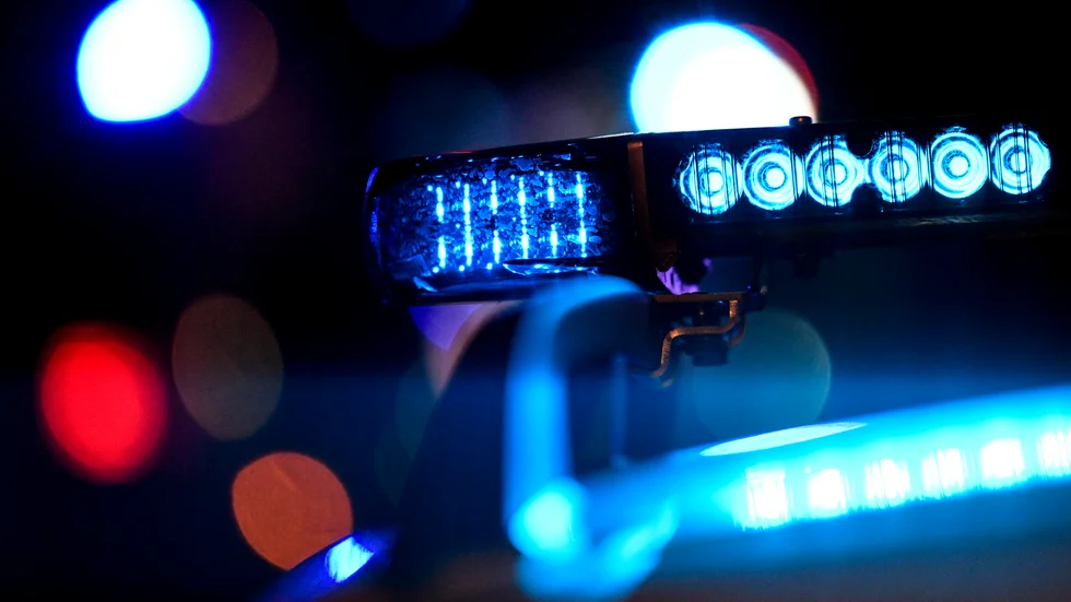 Räddningstjänsten har överlämnat ärendet till polisen.