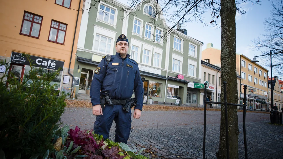 Polisen har fått samtal om att det på nytt är tiggare på Lövåsen. 