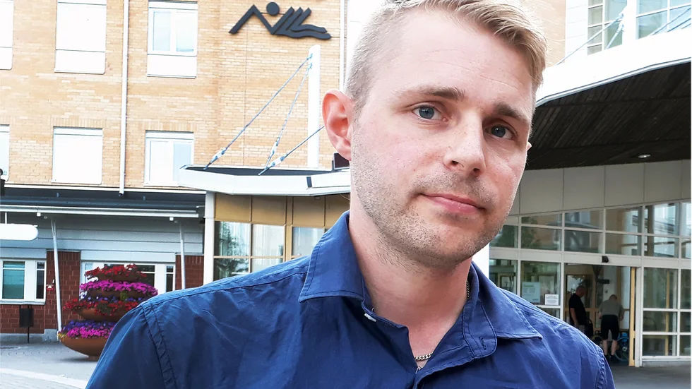 Thomas Söderström (L) tror att de interna stormarna inom S påverkar valdeltagandet i folkomröstningen. "Inte minst S-medlemmarna själva vill markera mot partiet nu", säger han.
