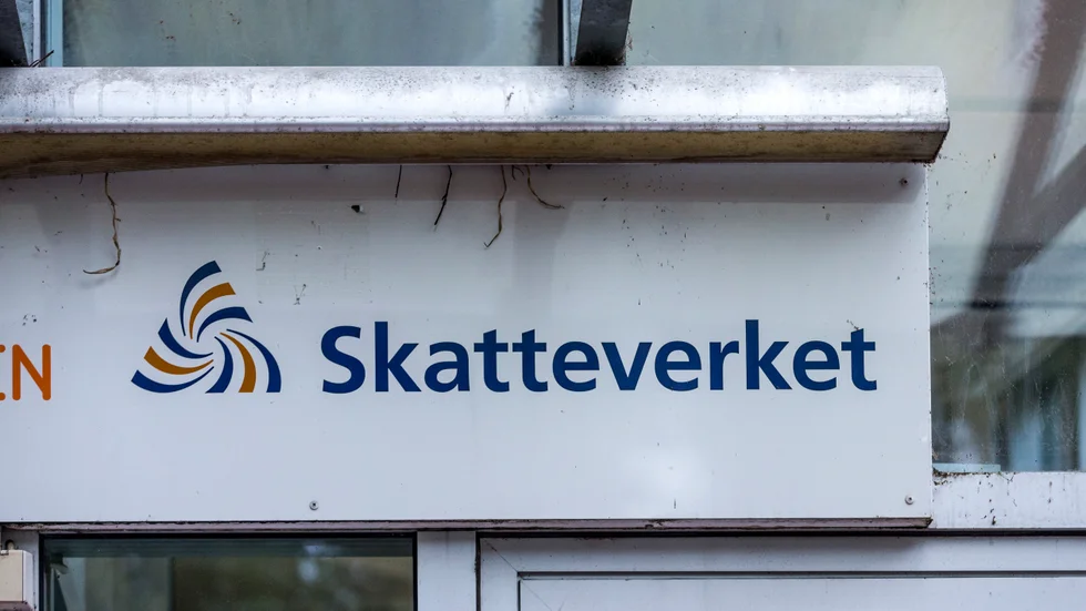27-åringen misstänks för att ha hotat personal vid Skatteverket.