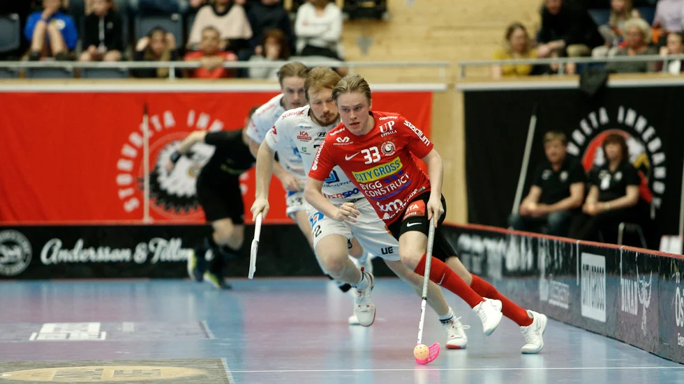 Simon Götz avgjorde för Storvreta i förlängning mot Höllviken. 