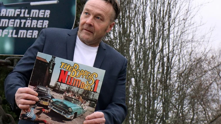 Filmaren Matz Eklund med The Boppers debutplatta "Number 1" från 1978 och som sålde i 450 000 exemplar.