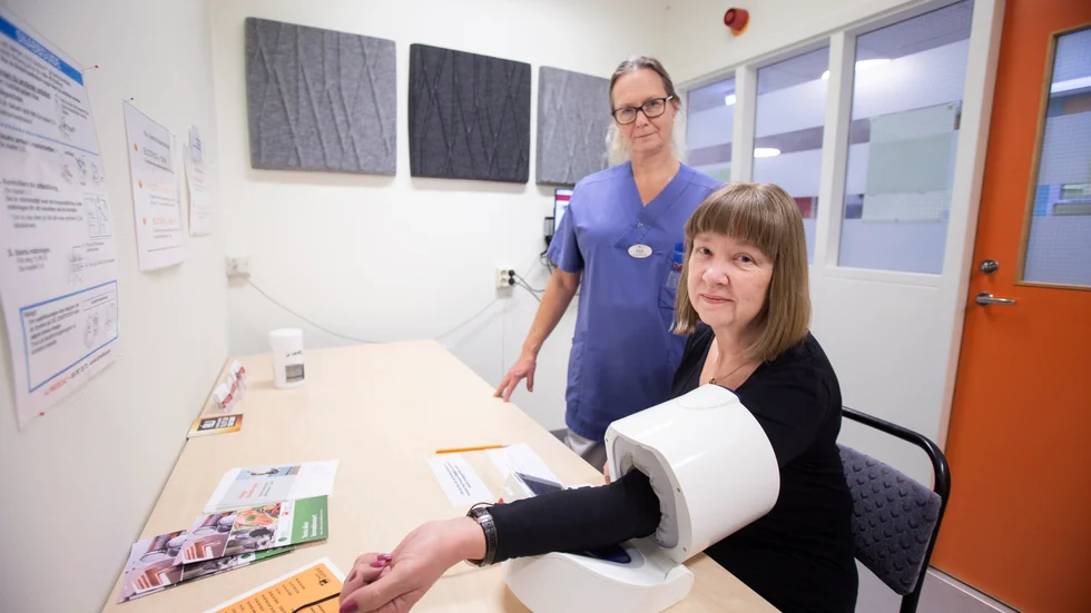 Åsa Sigsarve, distriktssköterska, och Ann Hansson, medicinsk sekreterare, hade inte väntat sig att så många skulle utnyttja Hälsorummet.