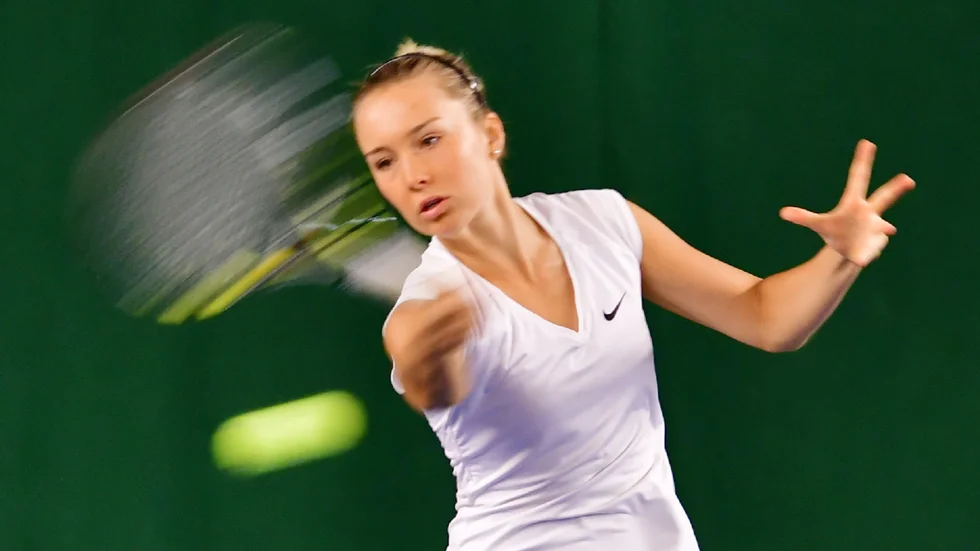 16-åriga tennislöftet Julia Lövqvist har en stark inledning på hösten bakom sig där hon bland annat nått semifinal i en tävling i Turkiet.