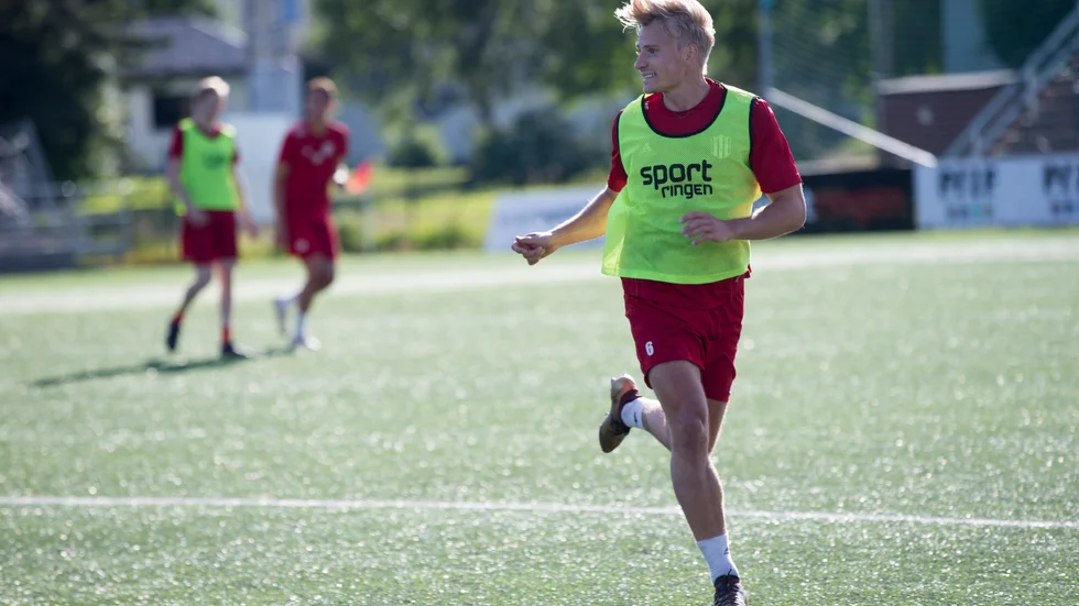 Henrik Millbert fick ingen speltid i Superettan under första månaderna av säsongen. Nu är han ordinarie som wingback.