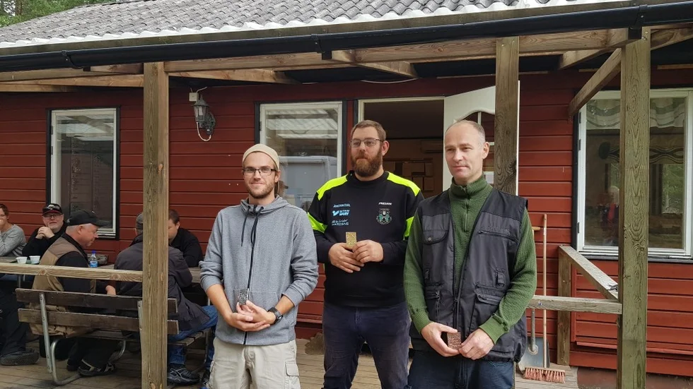 Topptrion i vapengrupp A, från vänster: Jesper Persson, Lund, Fredrik Pehrsson, Vimmerby, och Christer Eklund, Vimmerby.