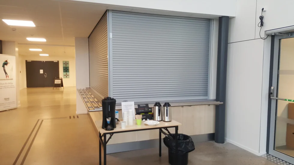 Den tidigare caféföretagaren hoppade av på grund av dålig lönsamhet. Nu söker kommunen ett socialt företag som kan ta över cafét på kulturhuset Möbeln i Tierp.