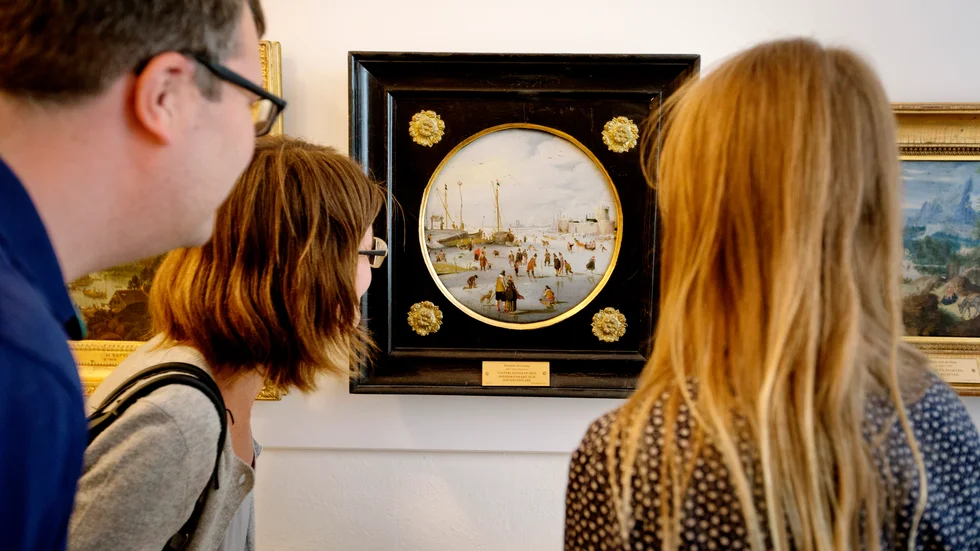 Utredningen som föreslår att konstmuseet ska ligga kvar på Slottet är bara en del av beslutsunderlaget, skriver Erik Pelling och Linda Eskilsson.