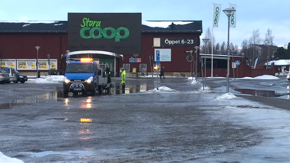 Vid sju-tiden på morgonen åtgärdades problemet.