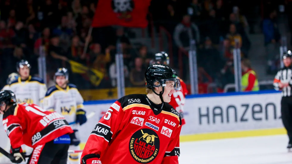 Sebastian Karlsson och övriga LHC-are körde fast i Scandinavium när Frölunda vände trenden och tog sin första seger för säsongen.